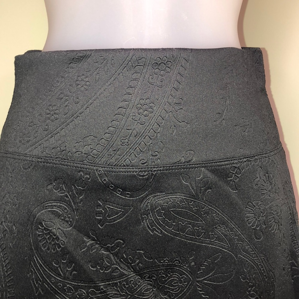 Skirt - Picture 4 of 5
